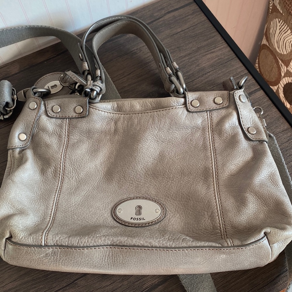 Fossil crossbody or tote bag